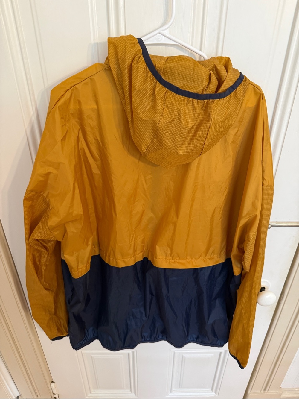 Cotopaxi Packable Windbreaker - Picture 2 of 6